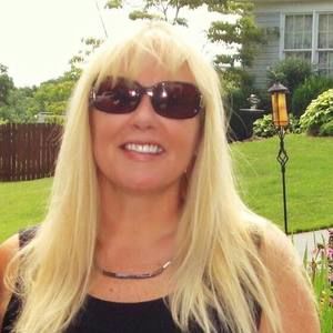 Meet your Posher, Christine